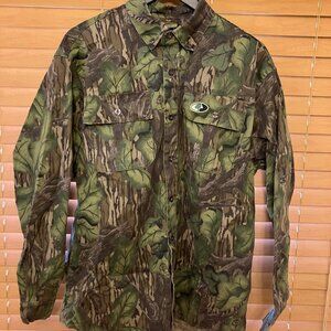Mens Mossy Oak full hunting set  Overshirt, undershirt, Pants, hat
